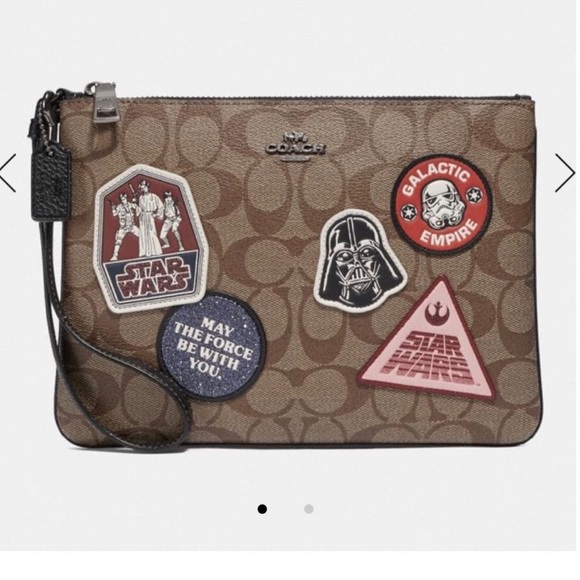 Star Wars X Coach Gallery Pouch Canvas W/ Patches - Picture 1 of 8